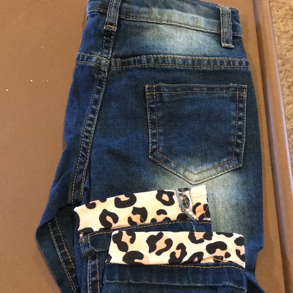 Girls Thanksgiving 2 piece set with jeans and long sleeve top pumpkin fall NWT - Picture 8 of 13